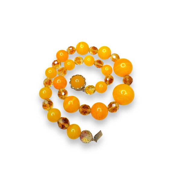 Vintage Lucite & Givre Glass Necklace With Box Clasp 19.5" Unsigned - Picture 6 of 6